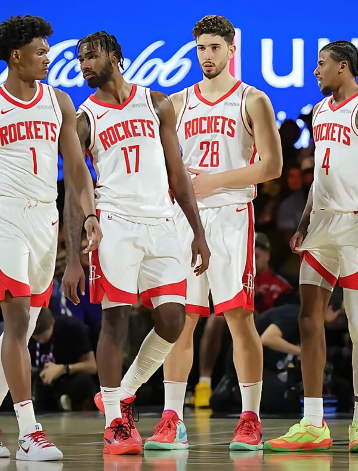 kaiyun sports-迈阿密热火迎NBA总决赛关键赛；关键时刻门线救险；引发热议；训练强度明显提升的简单介绍