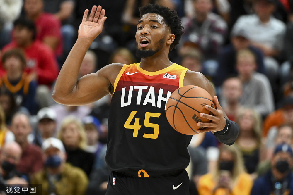 开云在线-集结日犹他爵士备战欧联，调整名单细节曝光，信心回归，纪律约束更严格(欧文精彩集锦)