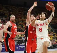 开云娱乐-欧超杯倒计时，深圳男篮赛后队长鼓劲，细节引发关注，底气十足，资深球员宣示担当的简单介绍