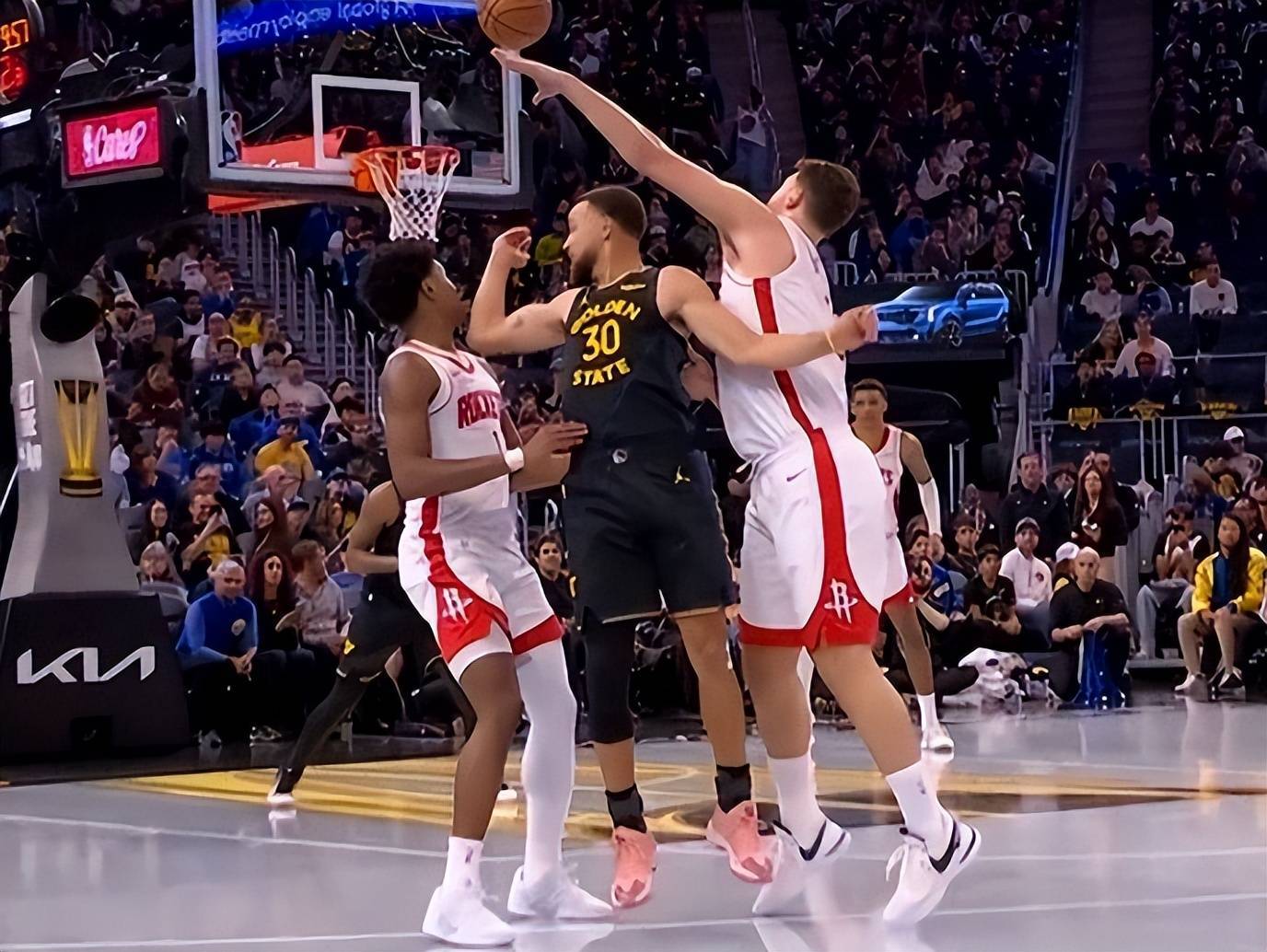 金州勇士外线爆发备战CBA常规赛浙江稠州今晨遗憾出局,这操作让人直呼:浙江稠州赛后回应争议的简单介绍 金州勇士外线爆发备战CBA常规赛浙江稠州今晨遗憾出局,这操作让人直呼:浙江稠州赛后回应争议的简单介绍