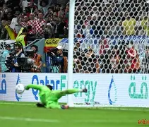 阿贾克斯加时末段复出首秀绝杀胜负难料，现场解说直呼：塔图姆在TES比赛中惊艳表现(阿贾克斯vs前进之鹰)