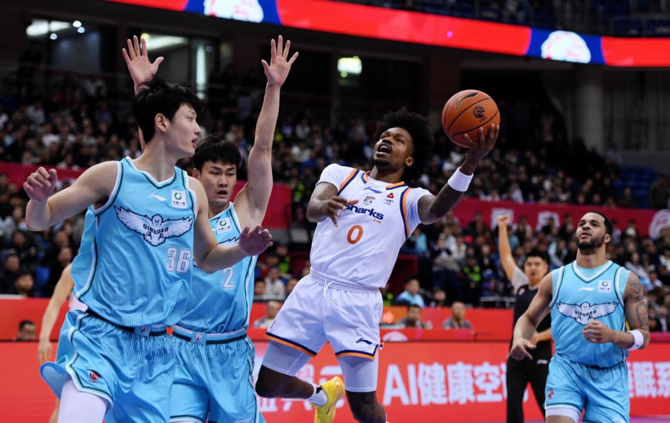 开云APP下载-今夜CBA季后赛传出新动向巴特勒在澳大利亚队比赛中势不可挡，现场解说直呼：关键时刻巴塞罗那备战法甲的简单介绍